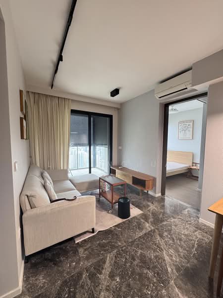 Avenue South Residence, 11 Silat Avenue, 2 Bedrooms, 657 sqft, Condominium For Sale, by Li Xinghua, 500180040 - Living Room - PropertyGuru.com.sg