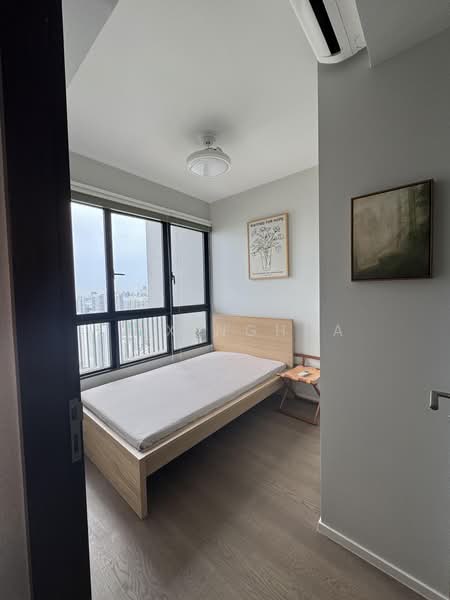 Avenue South Residence, 11 Silat Avenue, 2 Bedrooms, 657 sqft, Condominium For Sale, by Li Xinghua, 500180040 - Bedroom - PropertyGuru.com.sg