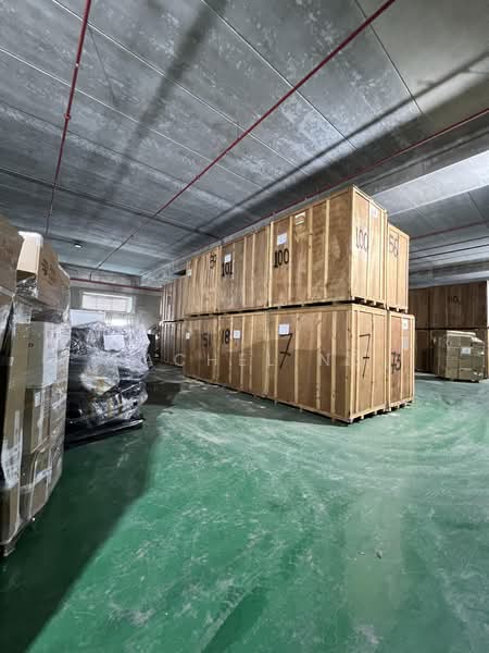 🌟 CHEAP | Tuas Avenue | warehouse with racks | pallet postions, Tuas avenue, Boon Lay / Jurong / Tuas, 11,800 sqft, Warehouse For Rent, by Rachel ng, 500180069 - Interior - CommercialGuru.com.sg