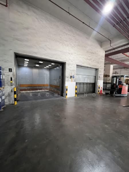 🌟 CHEAP | Tuas Avenue | warehouse with racks | pallet postions, Tuas avenue, Boon Lay / Jurong / Tuas, 11,800 sqft, Warehouse For Rent, by Rachel ng, 500180069 - Interior - CommercialGuru.com.sg
