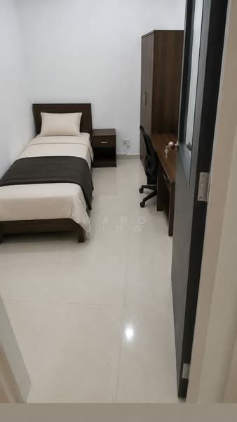 Westville, Westwood Avenue, Room Rental, 100 sqft, Terraced House For Rent, by Wang Jing, 500180084 - Bedroom - PropertyGuru.com.sg