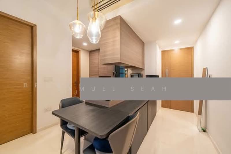 8 Saint Thomas, 8 Saint Thomas Walk, 1 Bedroom, 506 sqft, Condominium For Sale, by Samuel Seah, 500180085 - Kitchen Dining - PropertyGuru.com.sg