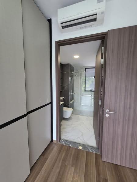 Bartley Vue, 6 Jalan Bunga Rampai, Hougang / Punggol / Sengkang, 2 Bedrooms, 732 sqft, Condominium For Sale, by Lily Lim, 500180089 - Bathroom - PropertyGuru.com.sg