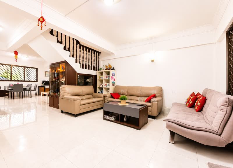 633 Hougang Avenue 8, 633 Hougang Avenue 8, 4 Bedrooms, 1,593 sqft, HDB Flat For Sale, by Pius Yap Chih Hong 叶智弘, 500180095 - Living Room - PropertyGuru.com.sg