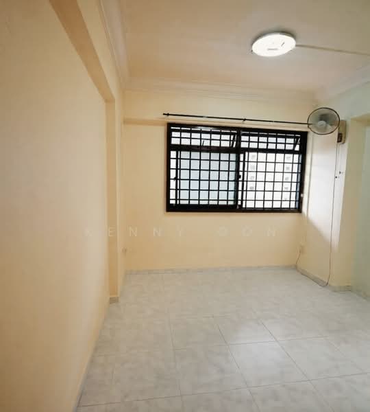 406 Sembawang Drive, 406 Sembawang Drive, 3 Bedrooms, 926 sqft, HDB Flat For Sale, by Kenny Oon, 500180102 - 3rd bedroom - PropertyGuru.com.sg