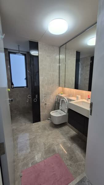 Riviere, 1 Jiak Kim Street, 2 Bedrooms, 840 sqft, Condominium For Rent, by Cecilia Joanita, 500180131 - Bathroom - PropertyGuru.com.sg