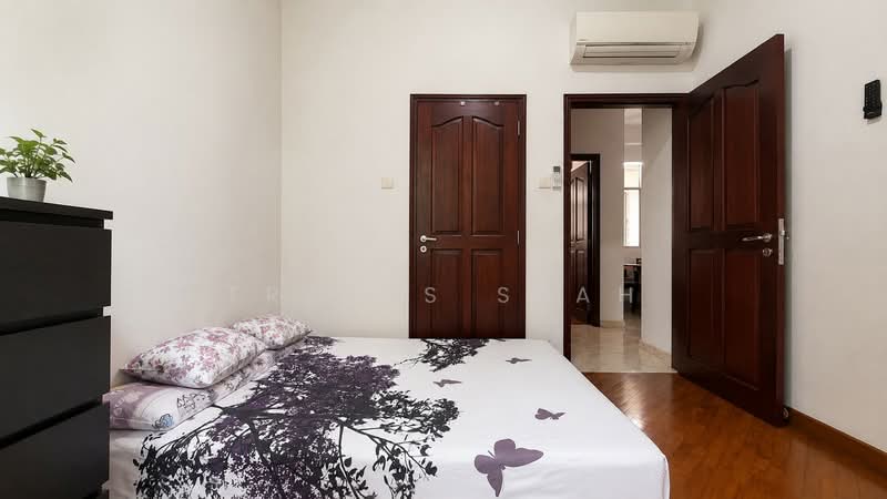 Tanglin Regency, 381 Tanglin Road, Tanglin / Holland / Bukit Timah, 3 Bedrooms, 1,109 sqft, Condominium For Sale, by Travis Seah, 500180135 - Bedroom - PropertyGuru.com.sg