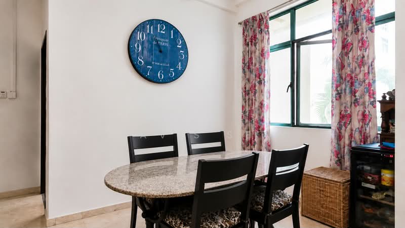 Tanglin Regency, 381 Tanglin Road, Tanglin / Holland / Bukit Timah, 3 Bedrooms, 1,109 sqft, Condominium For Sale, by Travis Seah, 500180135 - Dining Room - PropertyGuru.com.sg