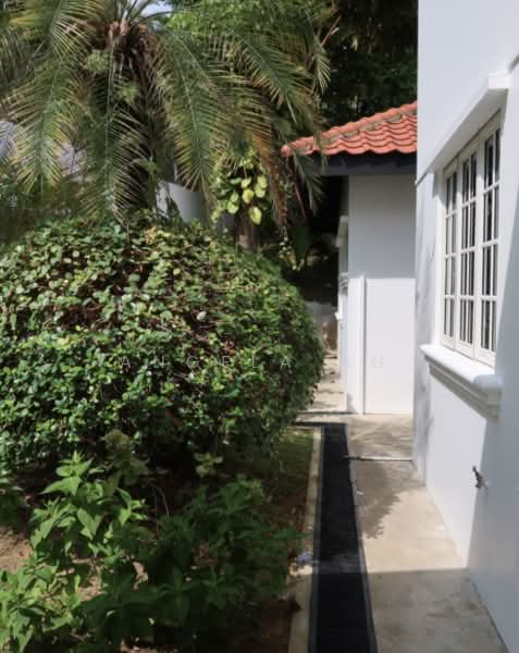 🔴988.66.220 Charming Hill Top Bungalow Exclusive and Private, , 6 Bedrooms, 4,000 sqft, Bungalow House For Rent, by Angela Ng, 500180139 - Exterior - PropertyGuru.com.sg