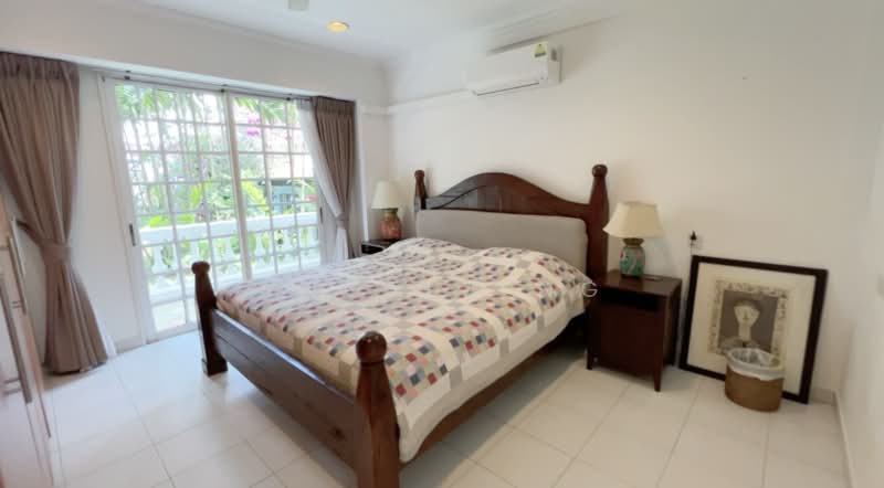 🔴988.66.220 Charming Hill Top Bungalow Exclusive and Private, , 6 Bedrooms, 4,000 sqft, Bungalow House For Rent, by Angela Ng, 500180139 - Bedroom - PropertyGuru.com.sg