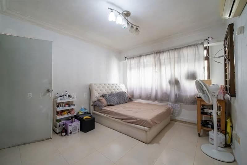276B Jurong West Avenue 3, 276B Jurong West Avenue 3, 3 Bedrooms, 968 sqft, HDB Flat For Sale, by CLARENCE LIANG, 500180148 - Bedroom - PropertyGuru.com.sg