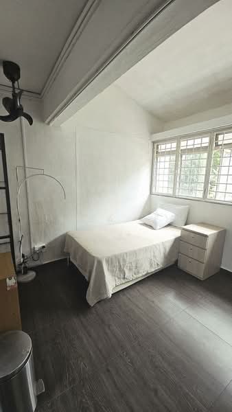 233 Bukit Batok East Avenue 5, 233 Bukit Batok East Avenue 5, Room Rental, 130 sqft, HDB Flat For Rent, by Lissa Teo, 500180154 - Bedroom - PropertyGuru.com.sg