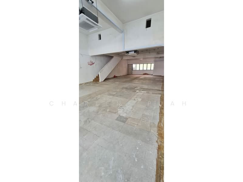 Upper East Coast Siglap Commercial Shop For Sale, Upper East Coast Road, 2,530 sqft, Shop / Shophouse For Sale, by Charlene Puah, 500180158 - Interior - CommercialGuru.com.sg