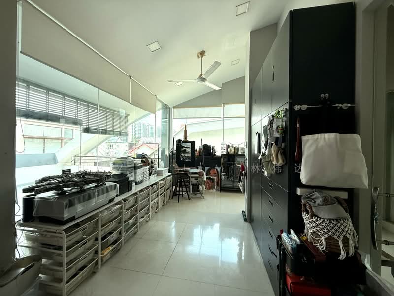 Wareham road, Wareham Road, 8 Bedrooms, 8,400 sqft, Bungalow House For Sale, by David Lim 林伟达, 500180161 - Study - PropertyGuru.com.sg