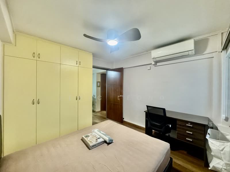 213 Lorong 8 Toa Payoh, 213 Lorong 8 Toa Payoh, Room Rental, 100 sqft, HDB Flat For Rent, by Jeric Leong, 500180168 - Bedroom - PropertyGuru.com.sg