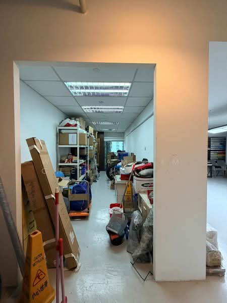 Pioneer Point, 5 Soon Lee Street, 958 sqft, Factory / Workshop (B2) For Rent, by William Sim Chen Hong 沈宸鋐, 500180178 - Interior - CommercialGuru.com.sg