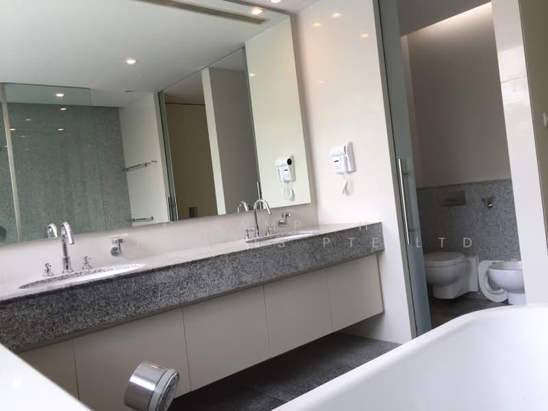 Grange Residences, 247 Tanglin Road, 4 Bedrooms, 2,583 sqft, Condominium For Rent, by ANGIE, 500180182 - Bathroom - PropertyGuru.com.sg