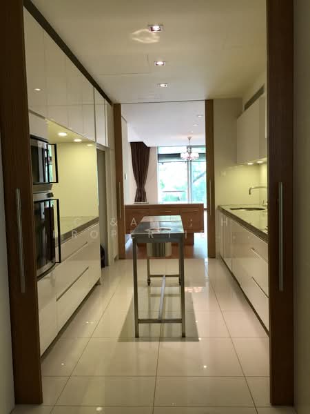 Grange Residences, 247 Tanglin Road, 4 Bedrooms, 2,583 sqft, Condominium For Rent, by ANGIE, 500180182 - Kitchen - PropertyGuru.com.sg