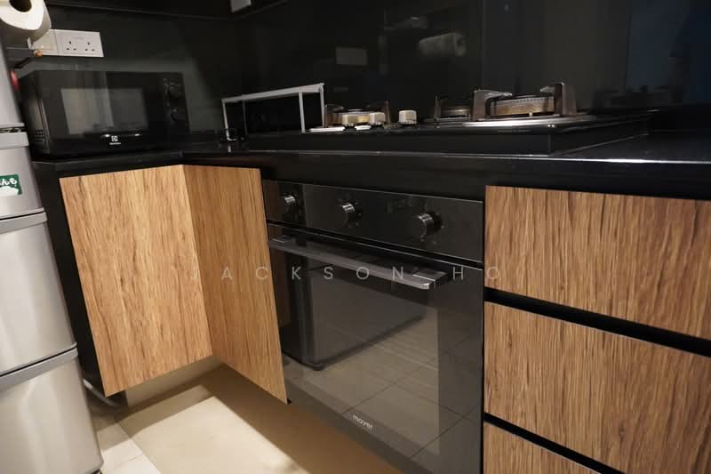 Ferraria Park Condo, 8 Flora Drive, 2 Bedrooms, 883 sqft, Condominium For Rent, by Jackson Ho, 500180183 - Kitchen - PropertyGuru.com.sg