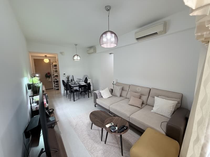 Shelford 23, 23 Shelford Road, 2 Bedrooms, 1,012 sqft, Apartment For Sale, by Peter Yao, 500180205 - Living Room - PropertyGuru.com.sg
