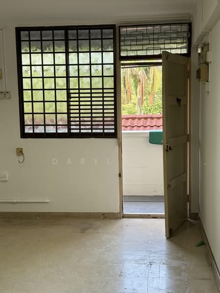 102 Commonwealth Crescent, 102 Commonwealth Crescent, 2 Bedrooms, 592 sqft, HDB Flat For Sale, by Daryl Tay, 500180206 - Entrance - PropertyGuru.com.sg