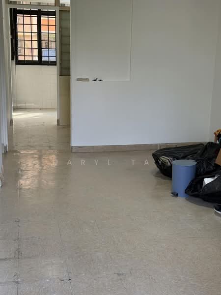 102 Commonwealth Crescent, 102 Commonwealth Crescent, 2 Bedrooms, 592 sqft, HDB Flat For Sale, by Daryl Tay, 500180206 - Living Hall - PropertyGuru.com.sg