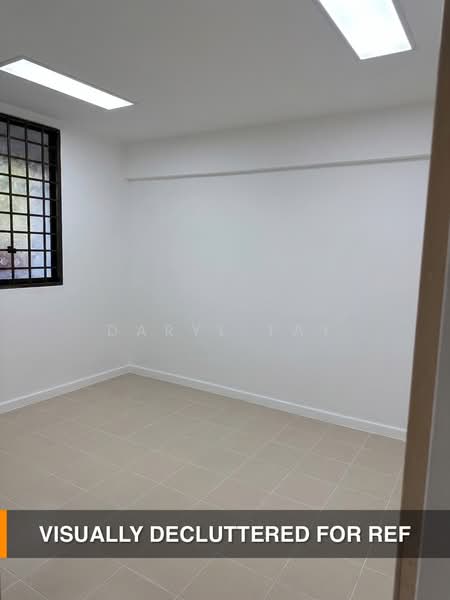 102 Commonwealth Crescent, 102 Commonwealth Crescent, Alexandra / Commonwealth, 2 Bedrooms, 592 sqft, HDB Flat For Sale, by Daryl Tay, 500180206 - Bedroom 1 - PropertyGuru.com.sg