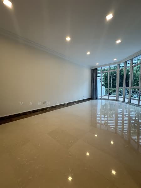 The Sierra, 80 Mount Sinai Drive, 2 Bedrooms, 1,076 sqft, Apartment For Sale, by Margaret Tan, 500180214 - Living Room - PropertyGuru.com.sg