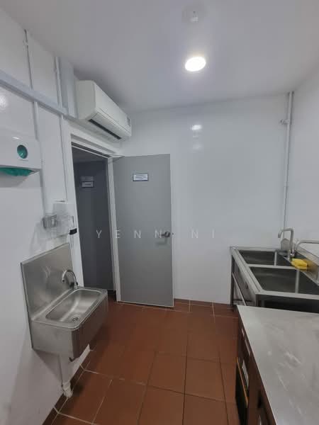 Polaris @ Woodlands, 101 Woodlands Avenue 12, 2,067 sqft, Factory / Workshop (B2) For Sale, by Yenn Ni, 500180224 - Kitchen - CommercialGuru.com.sg
