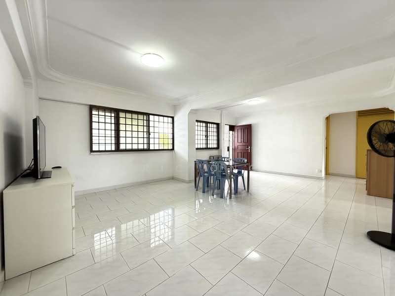 413 Yishun Ring Road, 413 Yishun Ring Road, 3 Bedrooms, 1,119 sqft, HDB Flat For Rent, by Eric Ong, 500180227 - Living Room - PropertyGuru.com.sg