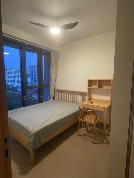 Penrose, 20 Sims Drive, 2 Bedrooms, 700 sqft, Condominium For Rent, by Sofia Zhang, 500180237 - Bedroom - PropertyGuru.com.sg