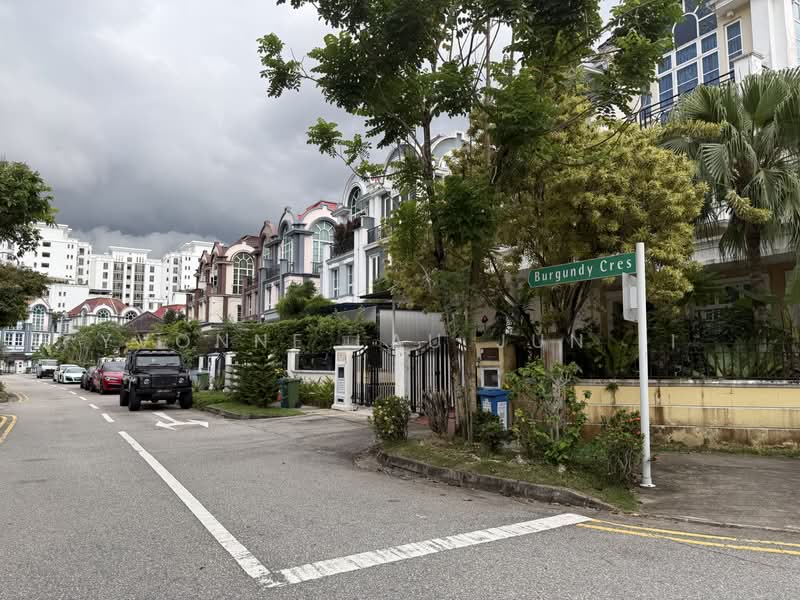Burgundy Hill, Burgundy Rise, 5 Bedrooms, 3,165 sqft, Semi-Detached House For Sale, by Yvonne Lau Jun Li, 500180239 - Exterior - PropertyGuru.com.sg