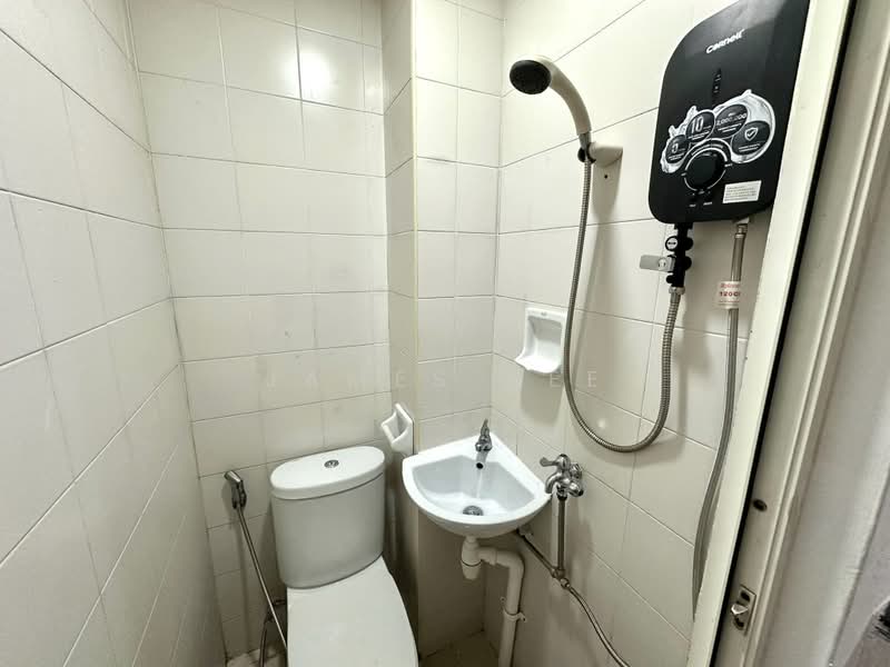 Moonstone View, 31 Moonstone Lane, Room Rental, 80 sqft, Condominium For Rent, by James Hee, 500180253 - Bathroom - PropertyGuru.com.sg