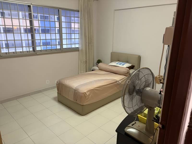 125 Serangoon North Avenue 1, 125 Serangoon North Avenue 1, 3 Bedrooms, 1,615 sqft, HDB Flat For Sale, by Douglas Goh, 500180260 - Bedroom - PropertyGuru.com.sg