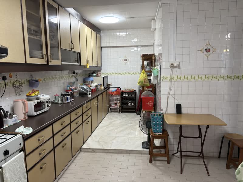 125 Serangoon North Avenue 1, 125 Serangoon North Avenue 1, 3 Bedrooms, 1,615 sqft, HDB Flat For Sale, by Douglas Goh, 500180260 - Kitchen - PropertyGuru.com.sg