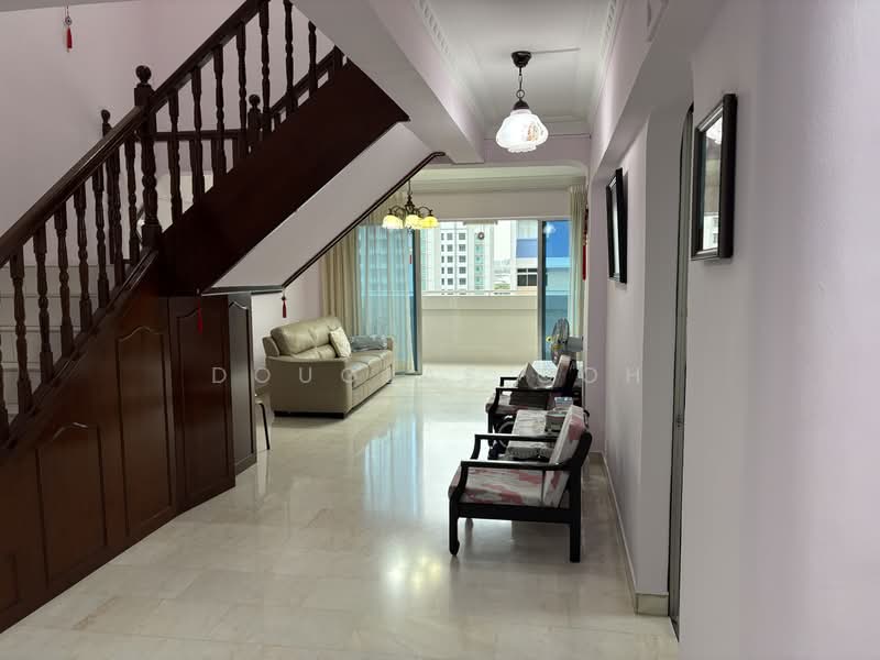 125 Serangoon North Avenue 1, 125 Serangoon North Avenue 1, 3 Bedrooms, 1,615 sqft, HDB Flat For Sale, by Douglas Goh, 500180260 - Living Room - PropertyGuru.com.sg