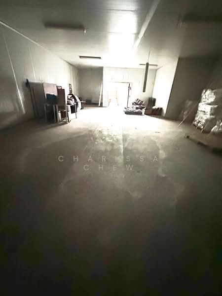 163 ubi ave 4, Ubi Ave 4, Eunos / Geylang / Paya Lebar, 7,674 sqft, Light Industrial (B1) For Sale, by Charissa Chew, 500180261 - Interior - CommercialGuru.com.sg