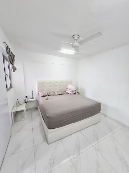 24 Hougang Avenue 3, 24 Hougang Avenue 3, 2 Bedrooms, 990 sqft, HDB Flat For Rent, by Skyes Pan, 500180262 - Bedroom - PropertyGuru.com.sg