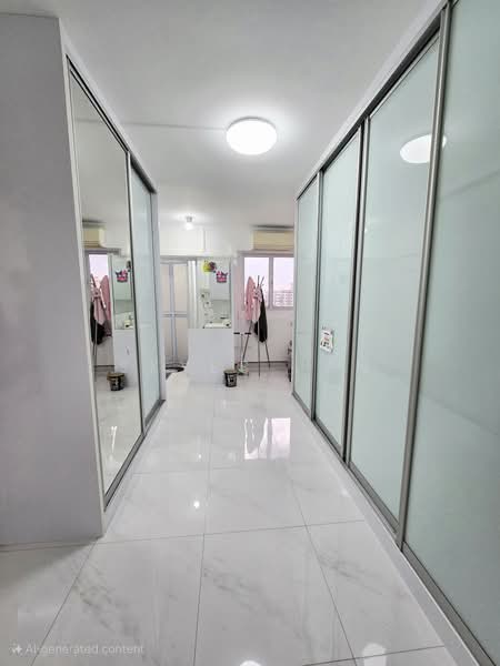 24 Hougang Avenue 3, 24 Hougang Avenue 3, 2 Bedrooms, 990 sqft, HDB Flat For Rent, by Skyes Pan, 500180262 - Corridor - PropertyGuru.com.sg