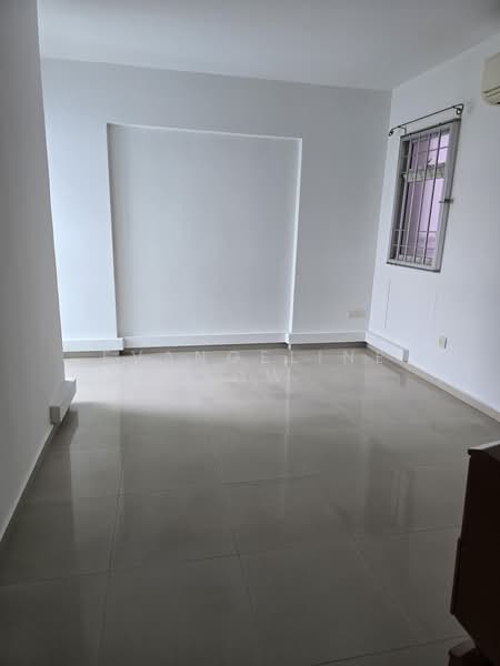 395 Bukit Batok West Avenue 5, 395 Bukit Batok West Avenue 5, 3 Bedrooms, 990 sqft, HDB Flat For Rent, by Evangeline Low, 500180263 - Interior - PropertyGuru.com.sg