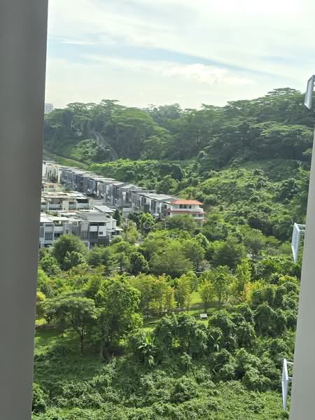 395 Bukit Batok West Avenue 5, 395 Bukit Batok West Avenue 5, 3 Bedrooms, 990 sqft, HDB Flat For Rent, by Evangeline Low, 500180263 - Exterior - PropertyGuru.com.sg