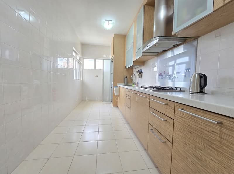 413A Fernvale Link, 413A Fernvale Link, 3 Bedrooms, 1,227 sqft, HDB Flat For Rent, by Jeric Ho, 500180264 - Kitchen - PropertyGuru.com.sg