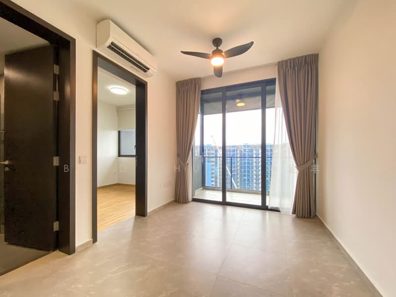 Park Colonial, 8 Woodleigh Lane, 1 Bedroom, 463 sqft, Condominium For Rent, by Brad Chung 钟定丰, 500180266 - Living Room - PropertyGuru.com.sg