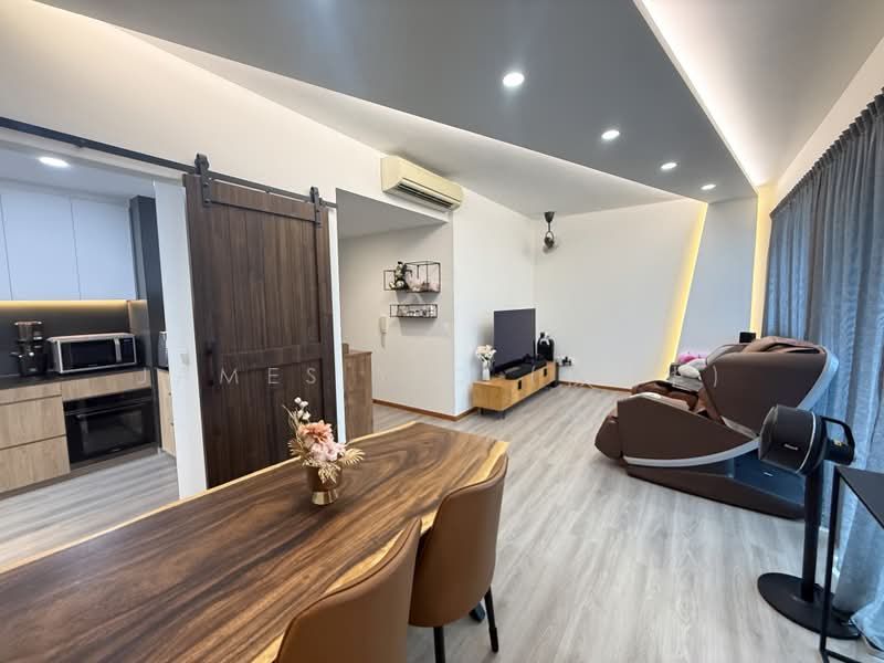 The Canopy, 85 Yishun Avenue 11, 3 Bedrooms, 1,023 sqft, Executive Condominium For Sale, by James Yio (杨瑞华), 500180273 - Living Room - PropertyGuru.com.sg