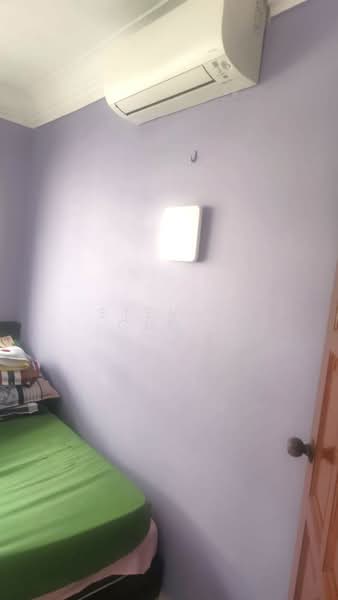 727 Jurong West Avenue 5, 727 Jurong West Avenue 5, Room Rental, 120 sqft, HDB Flat For Rent, by Steven Choo, 500180277 - Bedroom - PropertyGuru.com.sg