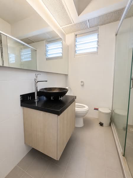 452A Sengkang West Way, 452A Sengkang West Way, 3 Bedrooms, 990 sqft, HDB Flat For Sale, by Sheikh Imran, 500180282 - Bathroom - PropertyGuru.com.sg