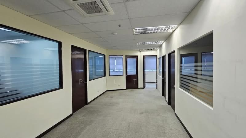Ubi Techpark, 10 Ubi Crescent, Eunos / Geylang / Paya Lebar, 2,099 sqft, Light Industrial (B1) For Sale, by Paul Teo, 500180283 - Interior - CommercialGuru.com.sg