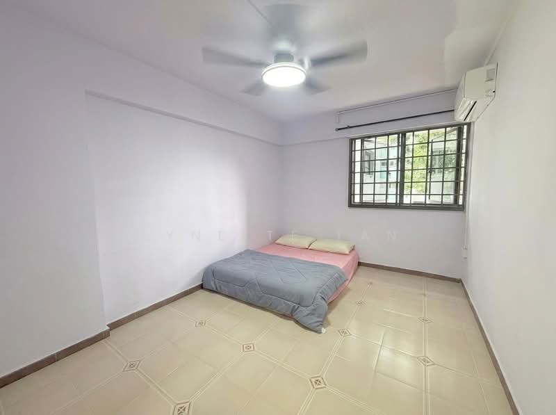 108 Woodlands Street 13, 108 Woodlands Street 13, 3 Bedrooms, 1,001 sqft, HDB Flat For Sale, by Lynette Tan, 500180284 - Bedroom - PropertyGuru.com.sg