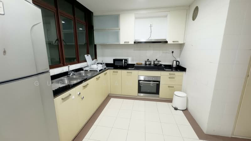 Everitt Green, 9 Everitt Road North, Room Rental, 120 sqft, Condominium For Rent, by Gupta Sameer Raj, 500180293 - Kitchen - PropertyGuru.com.sg