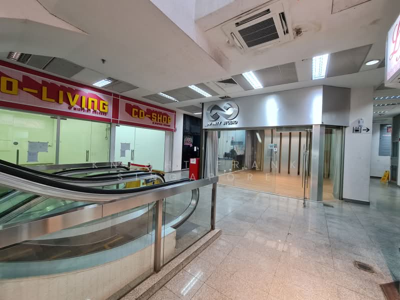 Midpoint Orchard, 220 Orchard Road, 337 sqft, Mall Shop For Sale, by SHARON, 500180298 - Interior - CommercialGuru.com.sg